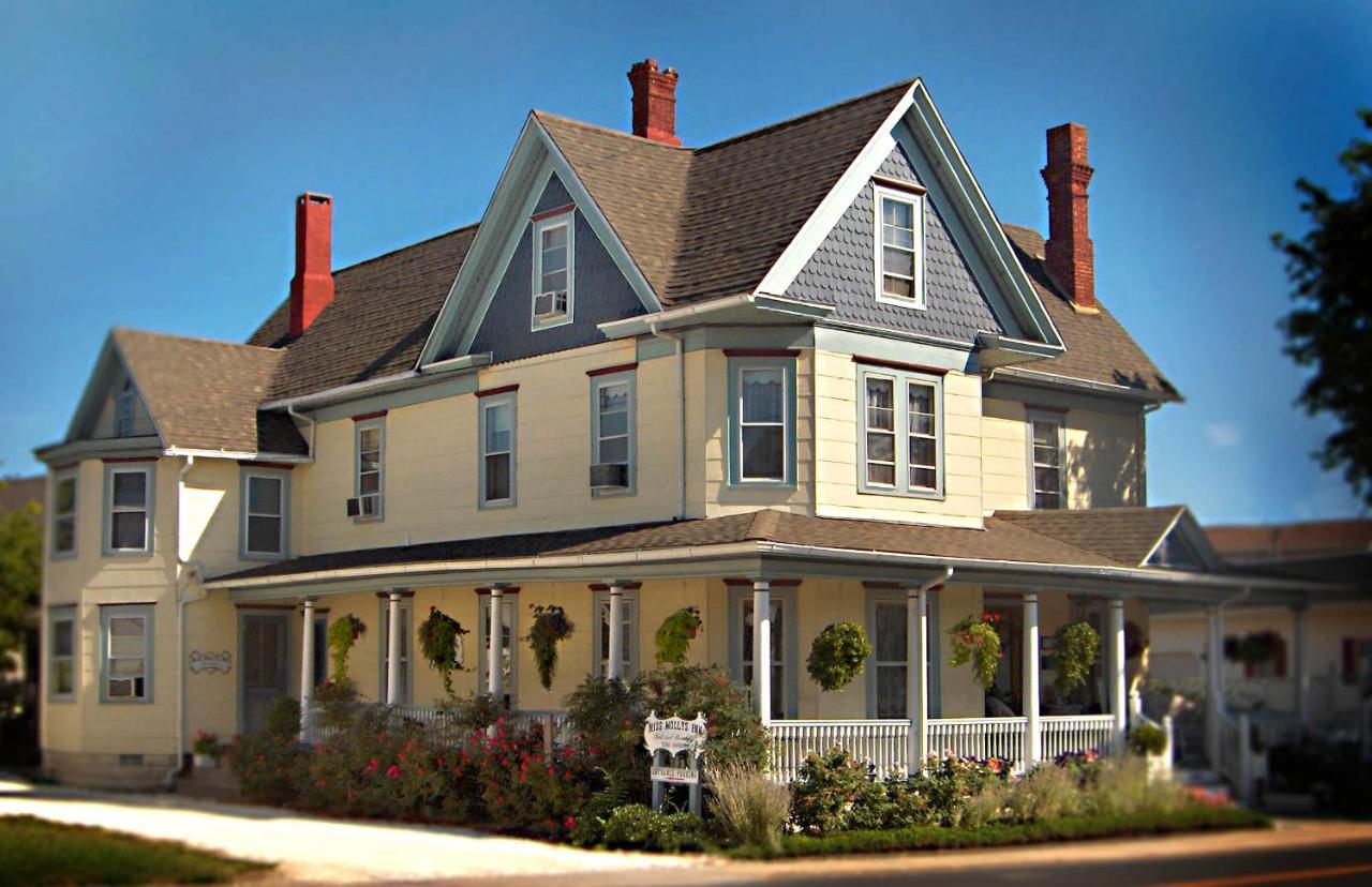 Miss Molly'S Inn Chincoteague Exterior photo